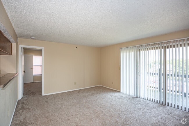 Leawood At State Line, Leawood, KS 66224 - photo 3