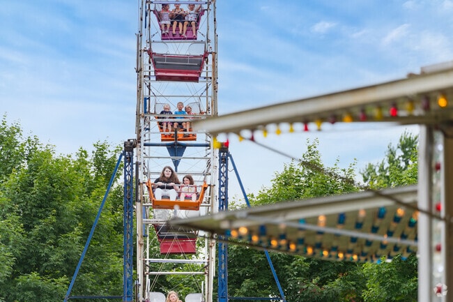 The 4th of July at Great Pumpkin Farm in Clarence features Carnival Rides.