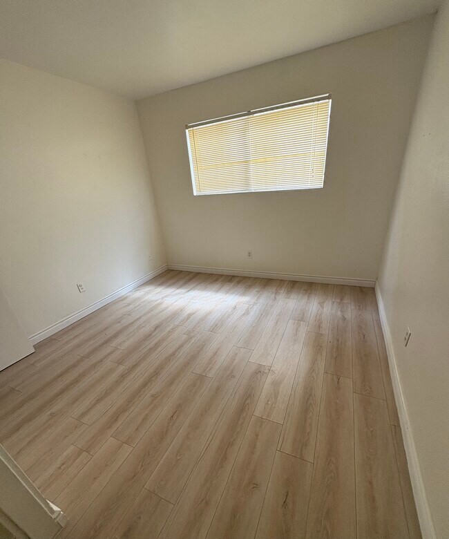 18410 Desidia St unit . D, Rowland Heights, CA 91748 - photo 3