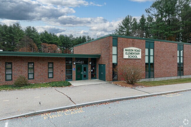 Mason Road Elementry School in Dudley serves students in grades PK-1.