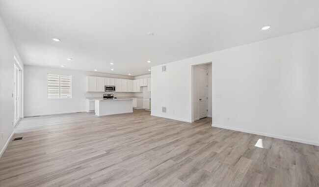 479 S Salida St, Aurora, CO 80017 - photo 4