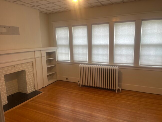 449 Richmond Ave unit 2, Buffalo, NY 14222 - photo 3