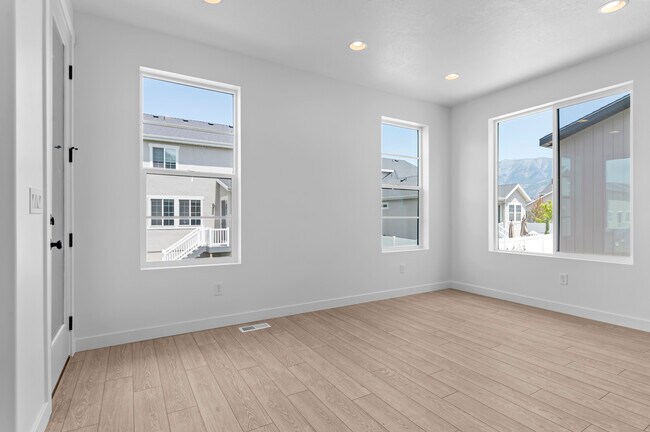 3272 W 1570 N, Provo, UT 84601 - photo 7