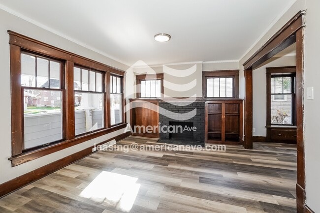 724 Carlysle St, Akron, OH 44310 - photo 3