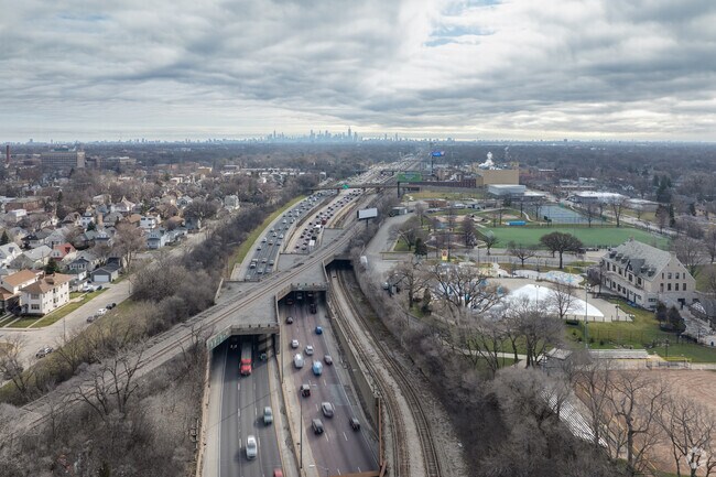 Forest Park is just a few miles from downtown Chicago on interstate 290.