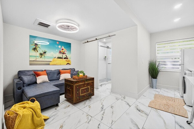 10538 55th Ave unit ID1354465P, Seminole, FL 33772 - photo 2