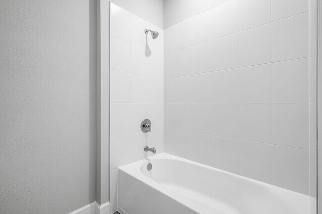 34 Armoyan Dr, Palm Coast, FL 32137 - photo 5