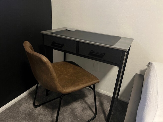 17372 W Navajo St, Goodyear, AZ 85338 - photo 3