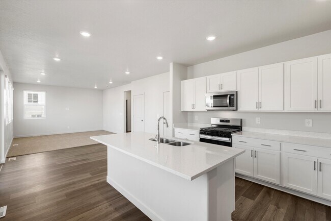 116 W Ebbets, Tooele, UT 84074 - photo 7