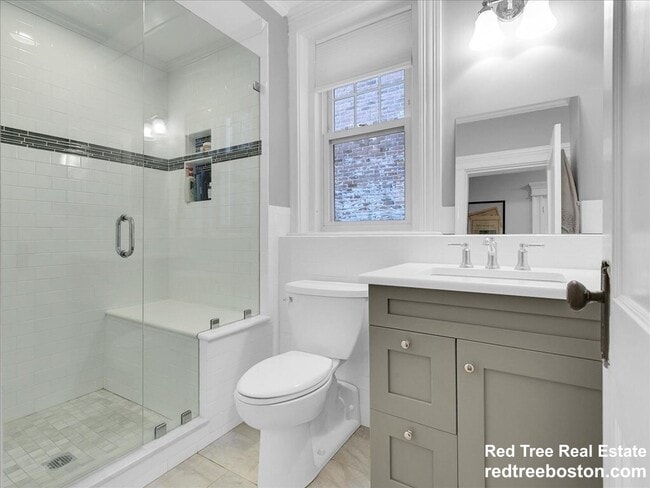 80 Browne St, Brookline, MA 02446 - photo 4