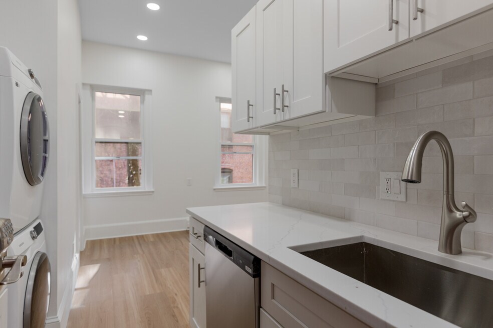 99 Saint Botolph St unit 6, Boston, MA 02116 - photo 1
