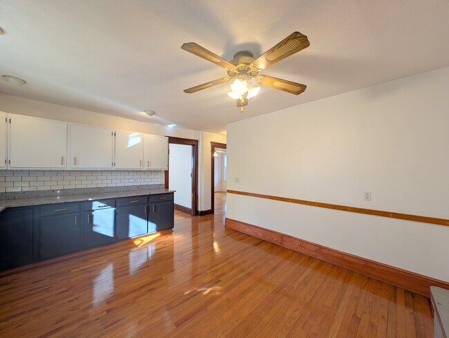 119 Lowell St unit 1, Somerville, MA 02143 - photo 4