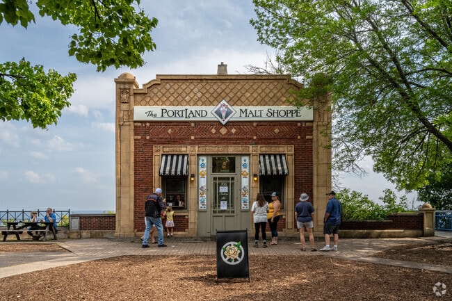 The Portland Malt Shoppe is a must stop along the Lake Walk in East Hillside.