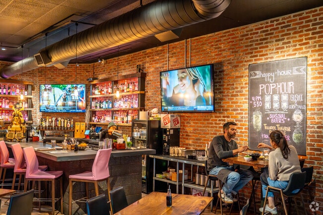 Pop Sushi crafts hand rolled sushi rolls and other Asian dishes right off Florida Rd.