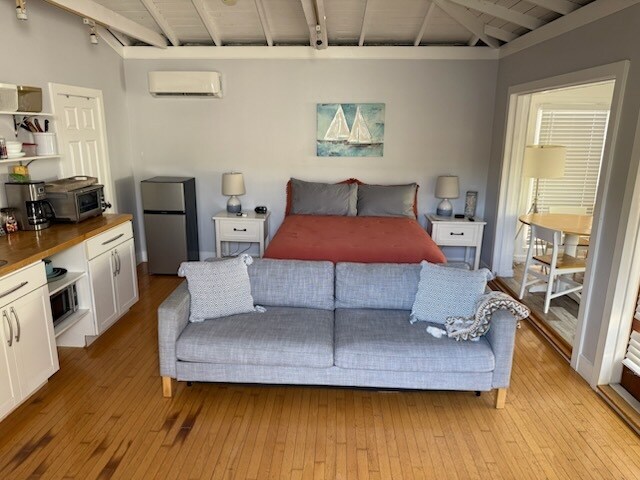 3605 Laurel Ave unit MB STUDIO, Manhattan Beach, CA 90266 - photo 4