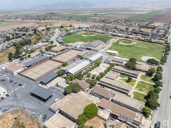 Gonzales High School's modern facilities enhance student learning and engagement in Gonzales.