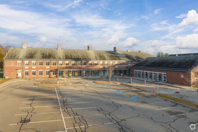 Norwell students attend Norwell Middle School which received a B+ from Niche.