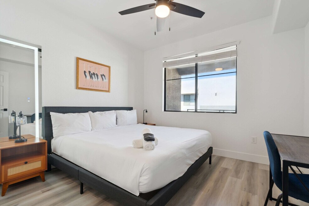 6610 N 93rd Ave unit ID1055571P, Glendale, AZ 85305 - photo 1