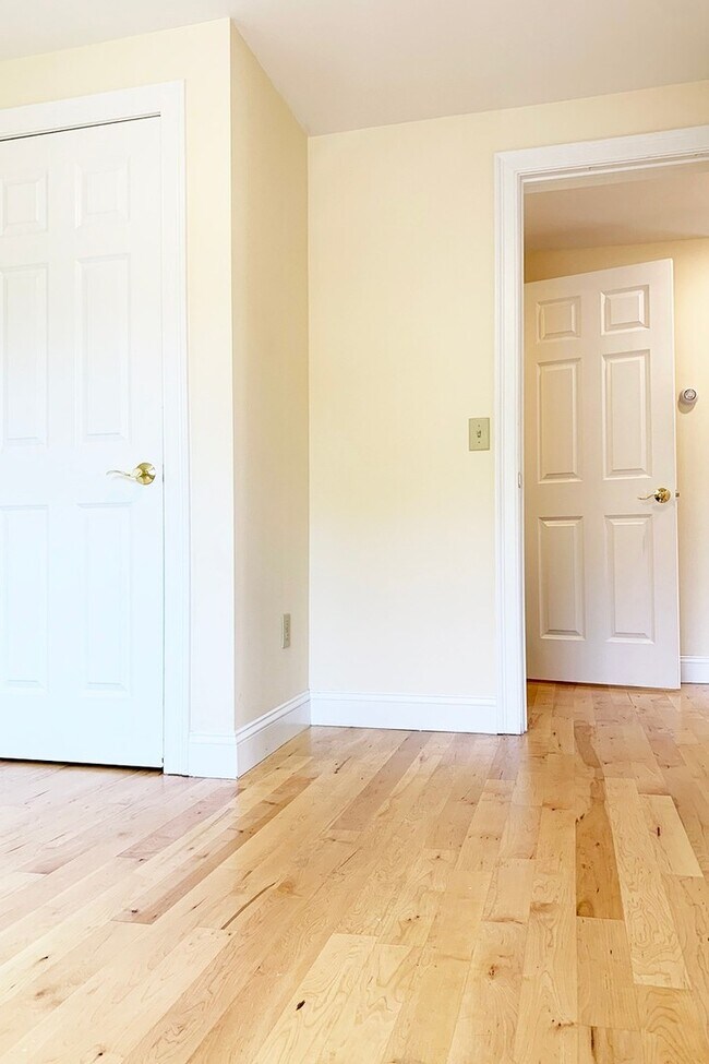 152 North St unit A, Burlington, VT 05401 - photo 7