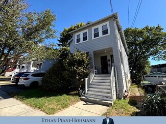 16 Birch Rd Unit 1, Watertown, MA 02472