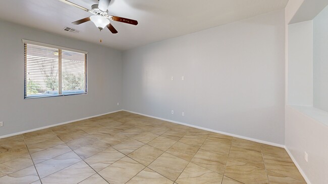 7176 Summer Grove Ave, Las Vegas, NV 89117 - photo 3
