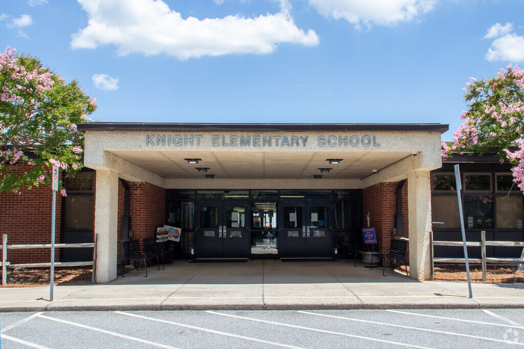 Main entrance to Knight Elementary School in Lilburn, GA.