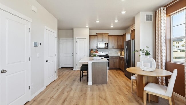 22332 E 7th Place, Aurora, CO 80018 - photo 4