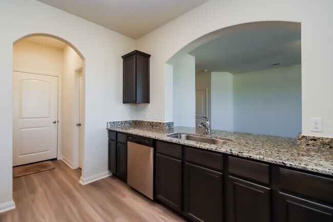 5819 Littoral Rd, Cove, TX 77523 - photo 6