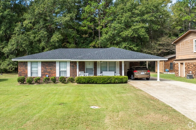 Some homes in Rawls Springs are brick, offering durability and style.