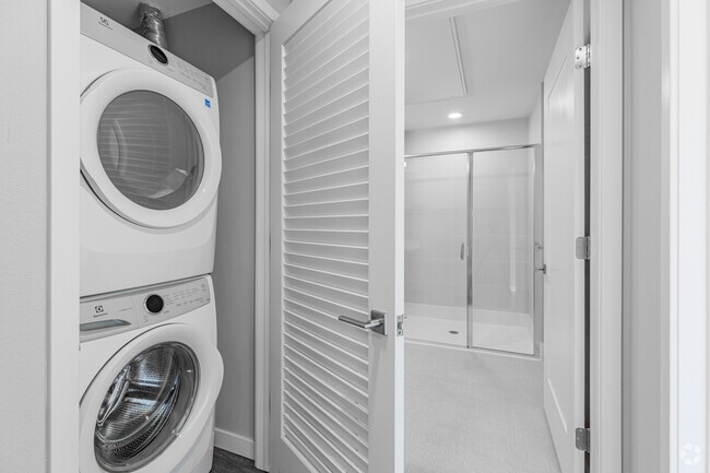 AV8 Little Italy, San Diego, CA 92101 - photo 5