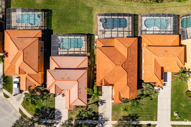 Many homes in Loughman have attached pools.
