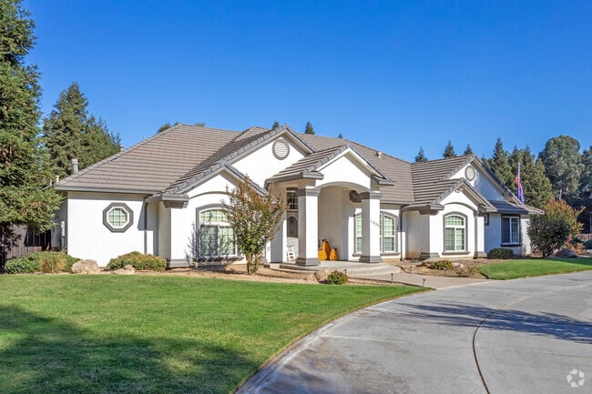 McSwain features many large Contemporary style homes.