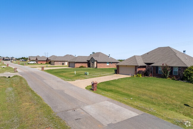 Most homes in East Guthrie have two-car garages.