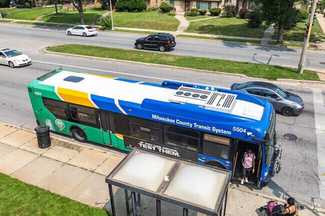 Hop on the bus from Fair Park and be in downtown Milwaukee in 15 minutes.