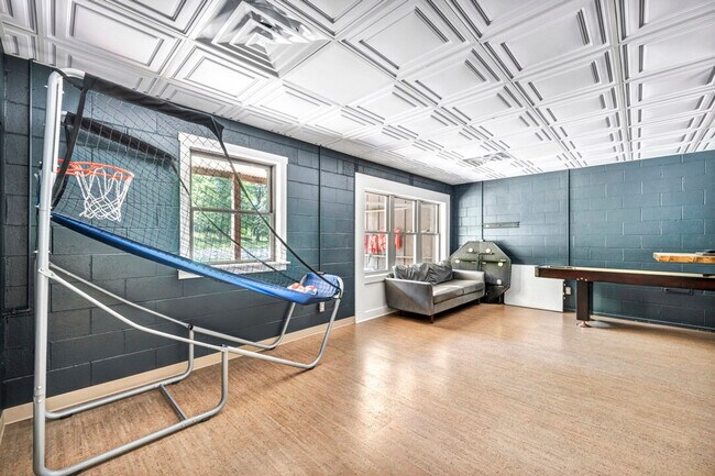 23120 Bates Rd unit ID1290643P, Sarahsville, OH 43779 - photo 6