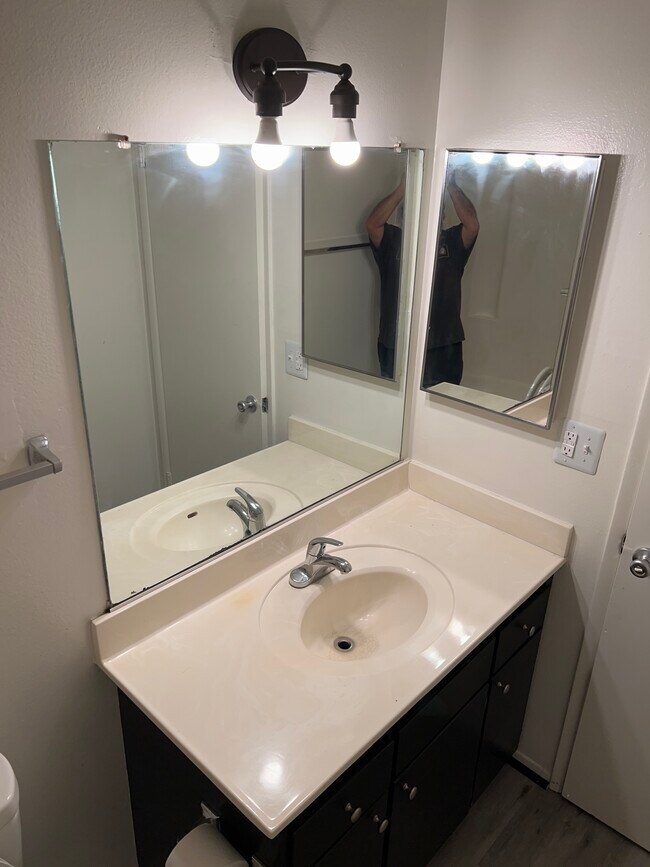 23889 Hemlock Ave unit 12, Moreno Valley, CA 92557 - photo 5