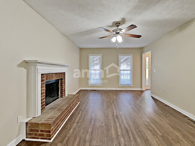 445 Allens Landing Ct, Lawrenceville, GA 30045 - photo 6