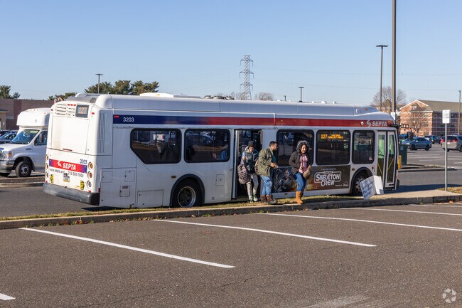 SEPTA has bus lines through Levittown which helps Appletree Hill residents get around.