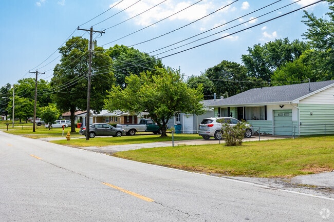 Older bungalows fill in a small section of the Parkwood neighborhood.