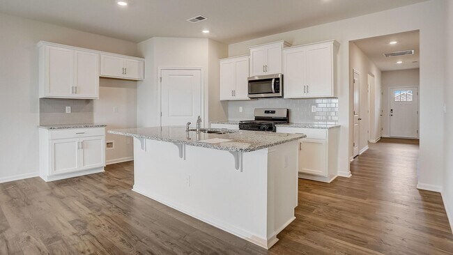 3850 Maxwell Henry Ln NW, Conover, NC 28613 - photo 4