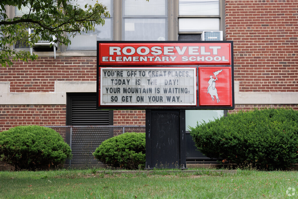 Roosevelt Elementary School is an above average, public school in Hawthorne, NJ.