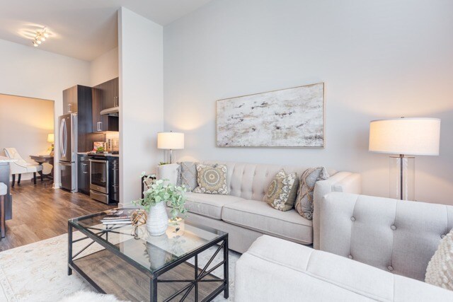 Overture Yorktown 55+ Active Adult Apartment Homes, Lombard, IL 60148 - photo 5