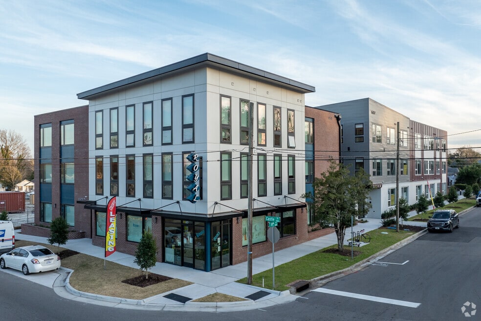 Mid Castle, Wilmington, NC 28401 - photo 1