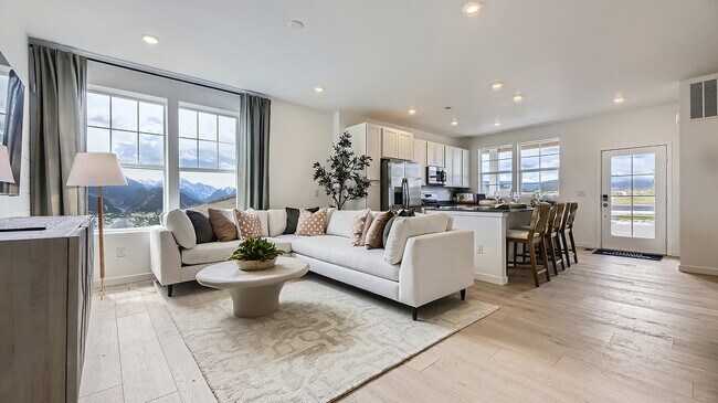 8927 Whiteclover St, Roxborough, CO 80125 - photo 5