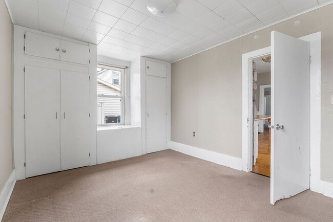 625 W 10th Ave, Oshkosh, WI 54902 - photo 4