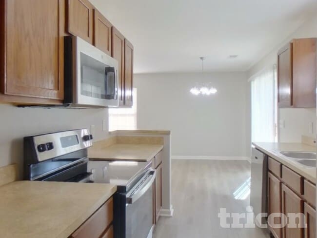 258 Drooping Leaf Ln, Lexington, SC 29072 - photo 5