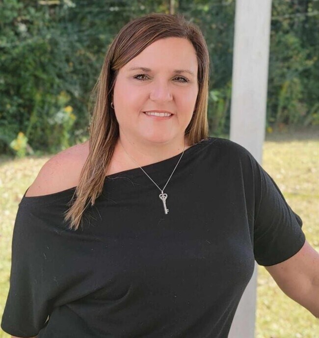 Laura Farmer