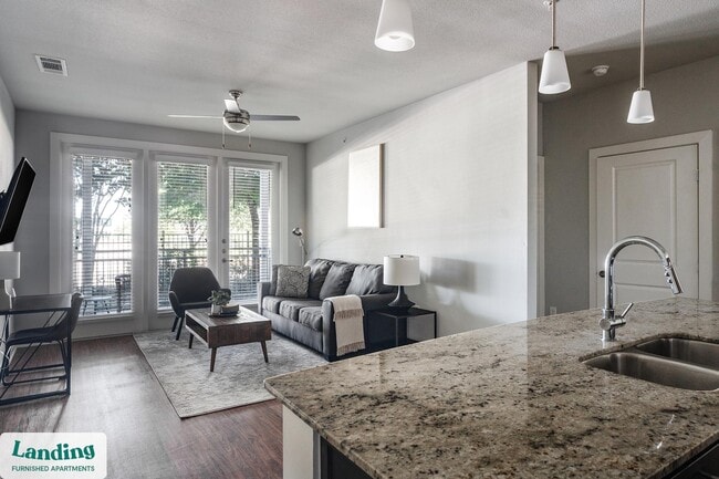 4300 Cromwell Dr unit 3107, Kyle, TX 78640 - photo 3