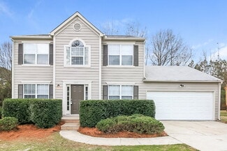 100 Old Surrey Ct, College Park, GA 30349
