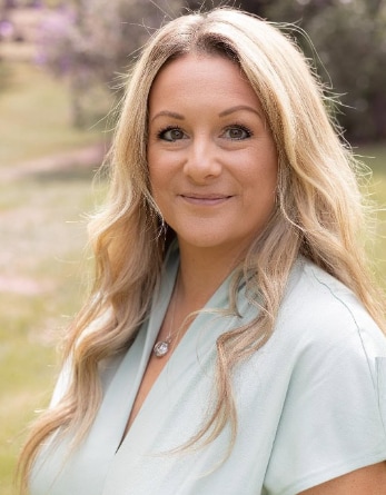 Carla Wakefield